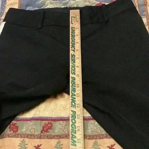 The limited cassdy fit women’s size 4 bla pants with white stripes on the sides - Picture 8 of 9